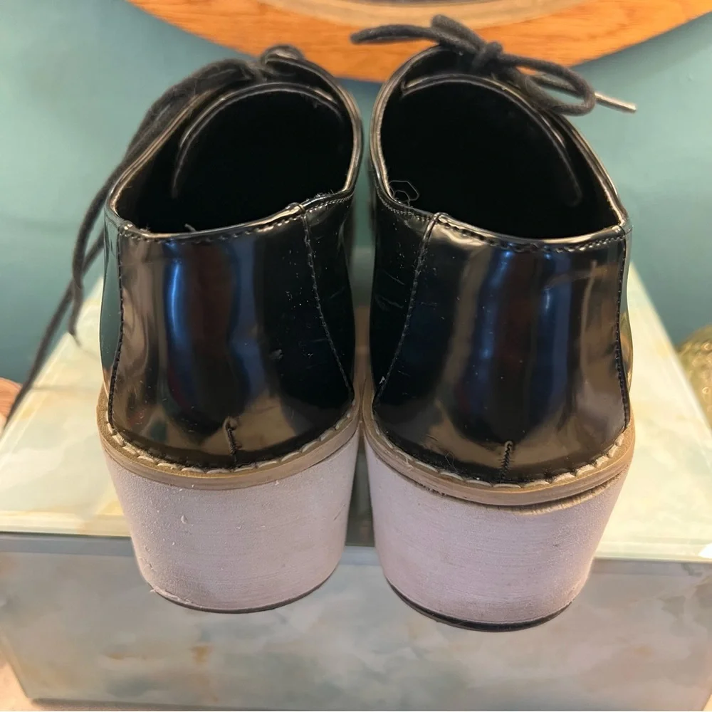 Classic Platform Lace Up Oxfords